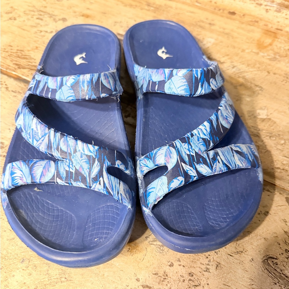 Blue reel legends sandals